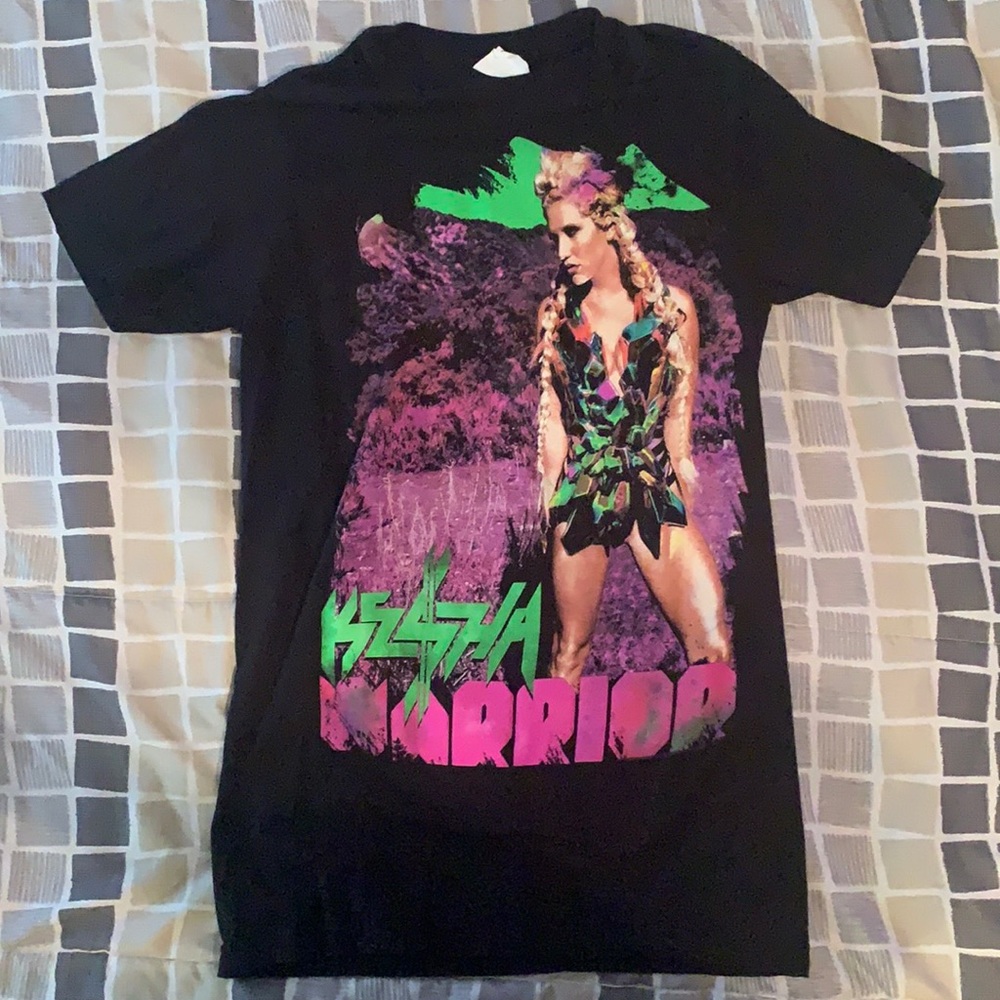 Kesha 2013 Vintage Tour Shirt